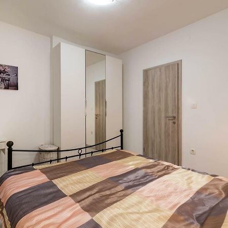 Apartmán Apartman Paola Pula Exteriér fotografie
